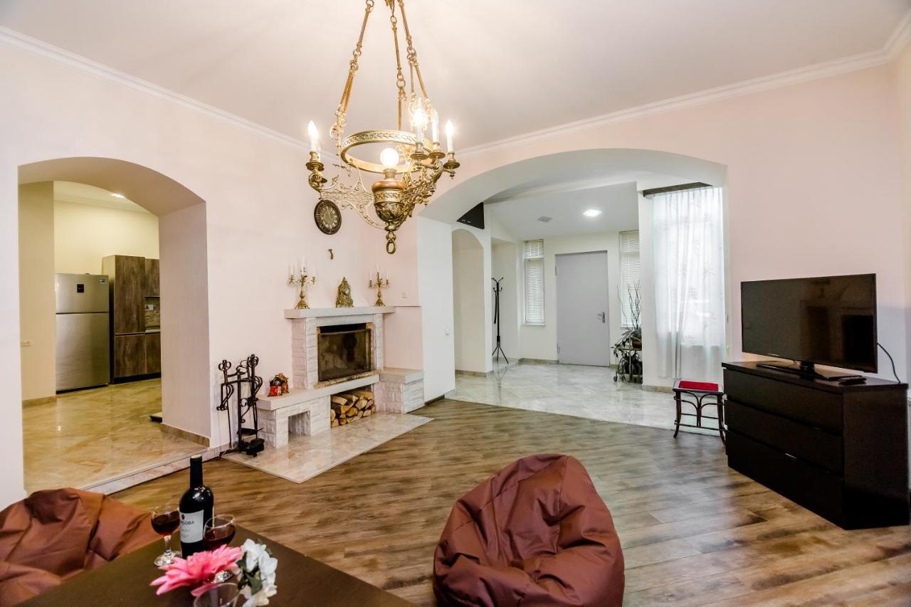טביליסי Comfortable House On Marjanishvili מראה חיצוני תמונה