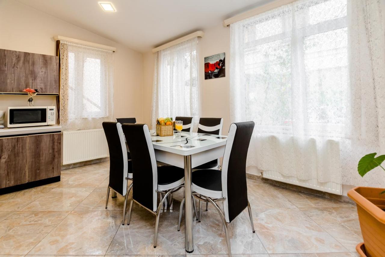 טביליסי Comfortable House On Marjanishvili מראה חיצוני תמונה